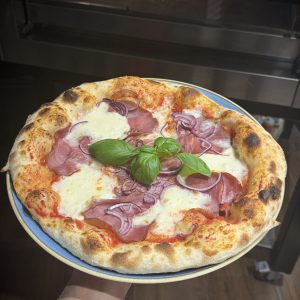 Pizza Tonno e Cipolla ... A,C,D,G