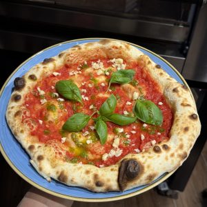 Pizza Marinara ... A,C,G