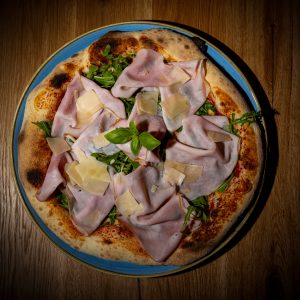 Pizza Prosciutto di Farmer e Rucola ... A,C,G